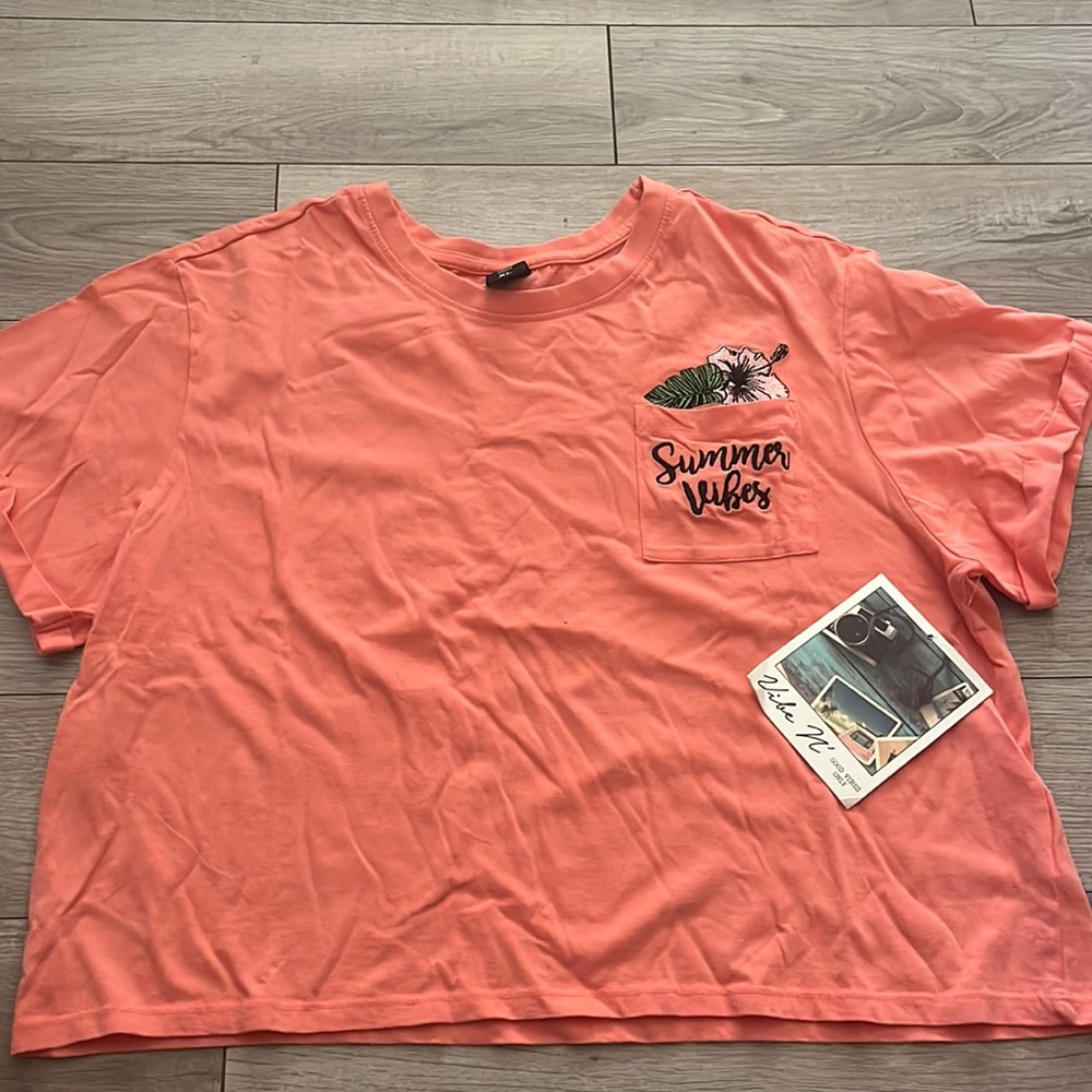 Crop Top Tee